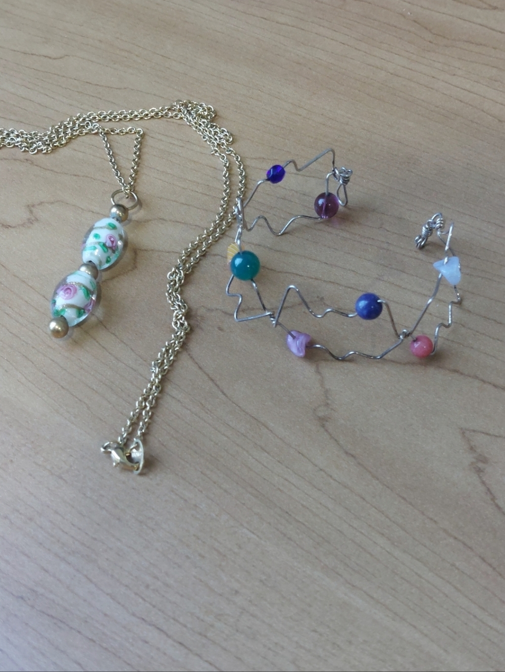 Posh Show Gold-Tone Floral Bead Pendant Necklace - White and Pink